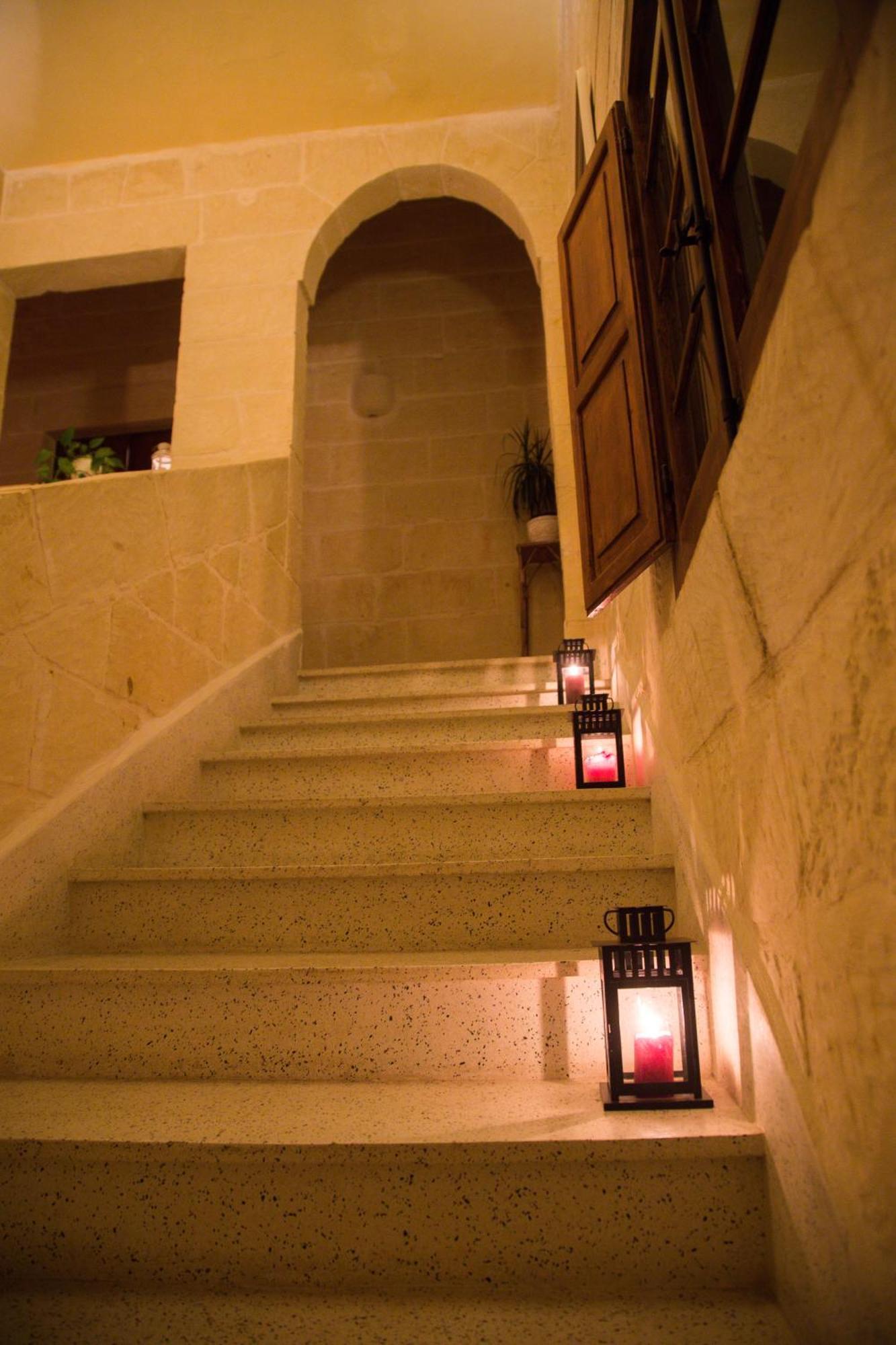A La Maison B&B ซากฮรา ภายนอก รูปภาพ
