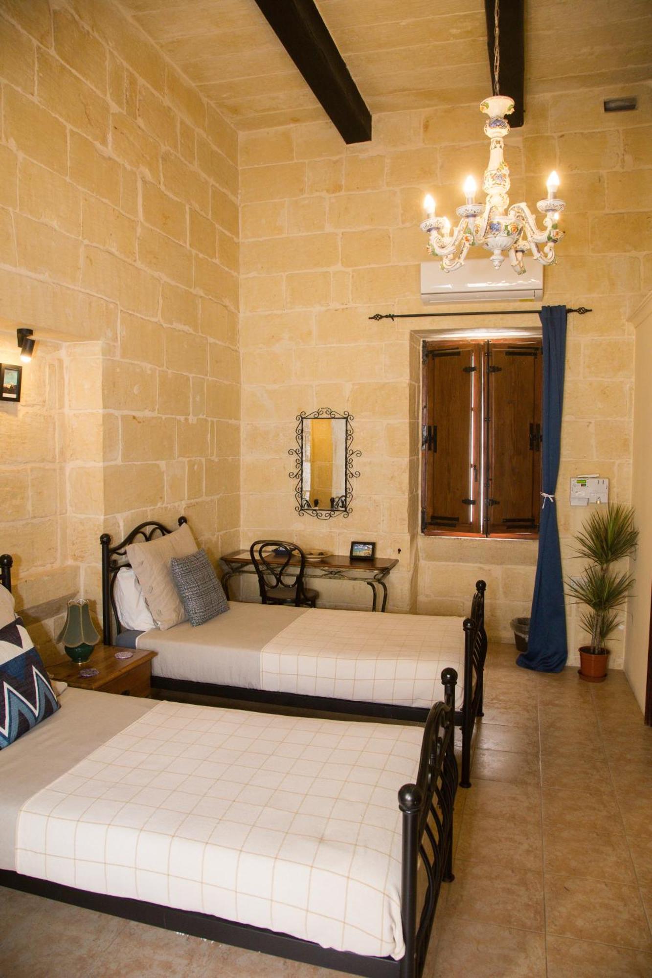 A La Maison B&B ซากฮรา ภายนอก รูปภาพ